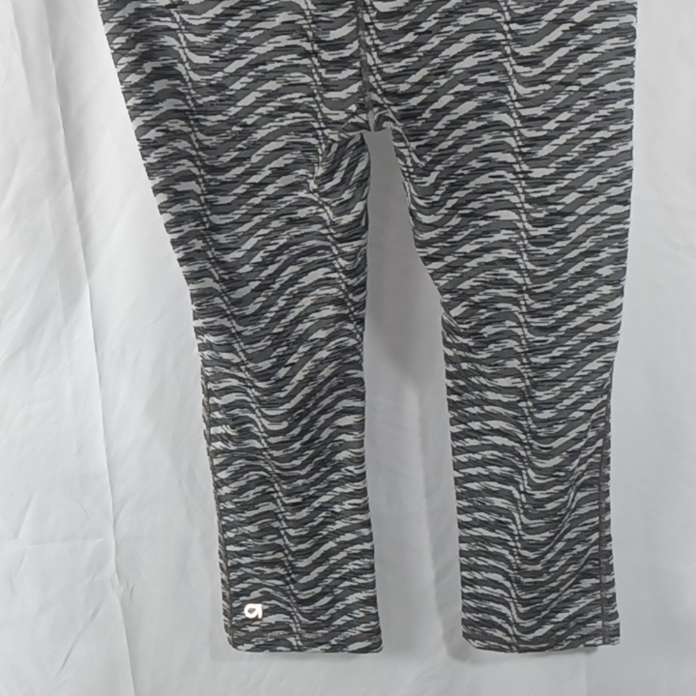 Women's active bottoms size large - Picture 5 of 6